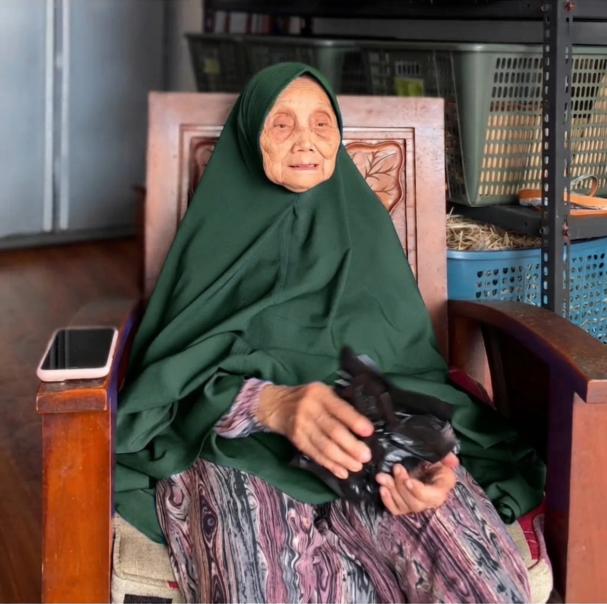 Nenek pendiri Akarsa, peracik pertama ramuan herbal sejak 1972